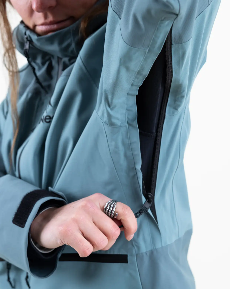 Jones Womens MTN Surf Recycled Jacket