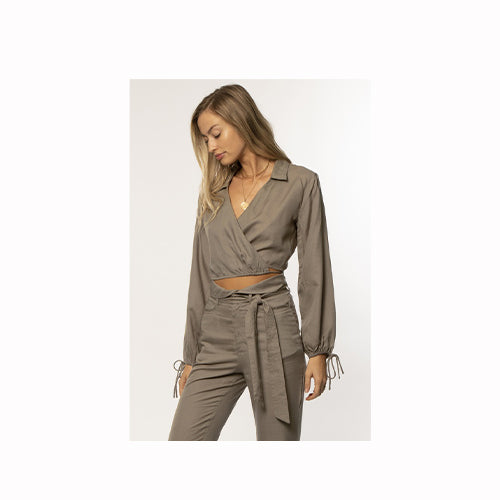 Amuse Society Women's Cheers Long Sleeve Woven Top