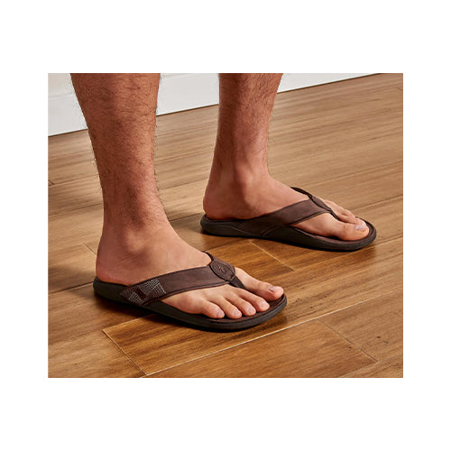 OluKai Tuahine Men's Leather Beach Sandals